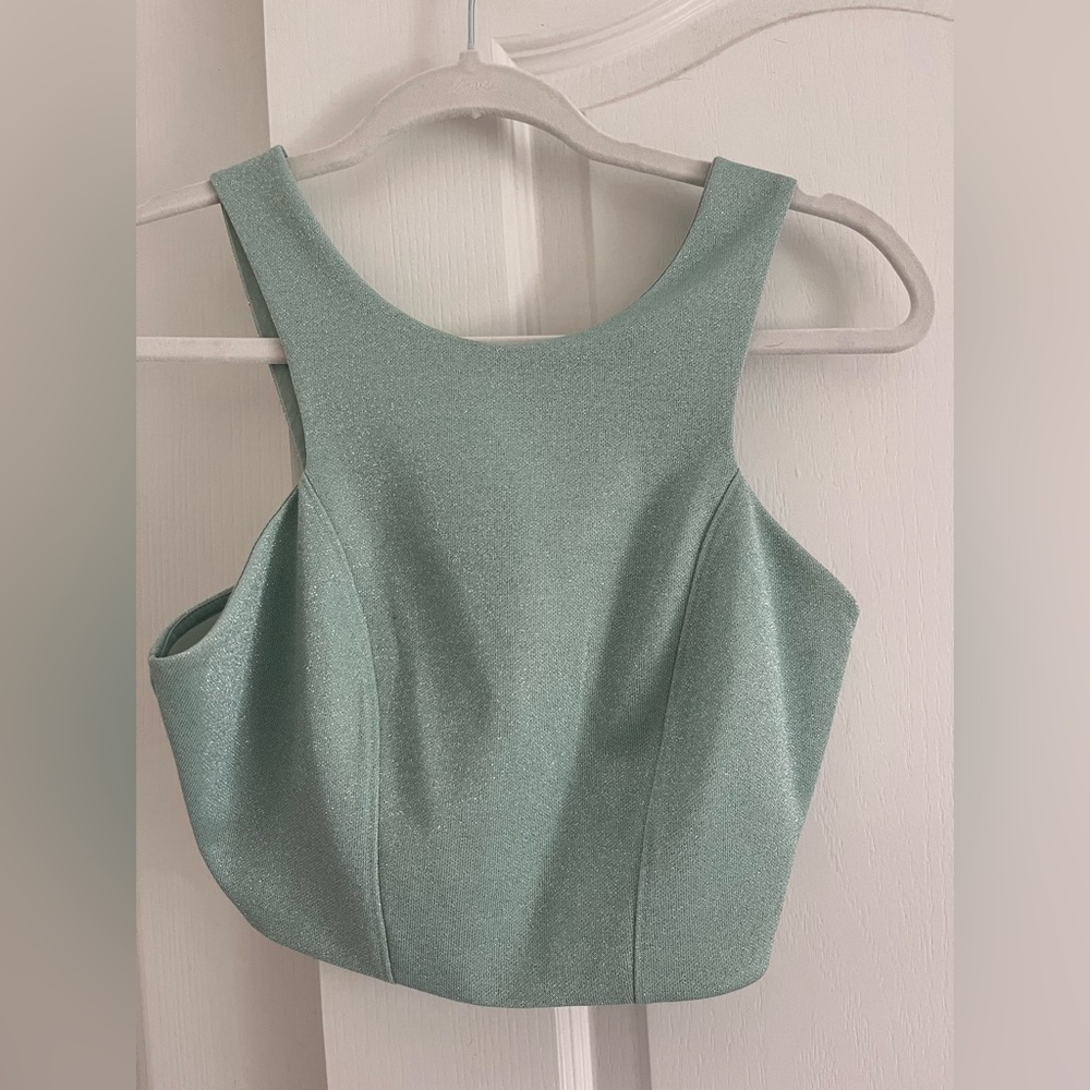 Cute glittery teal crop
